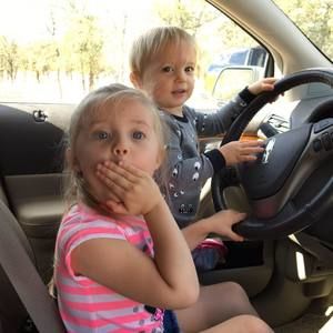 Meet your Posher, Casey